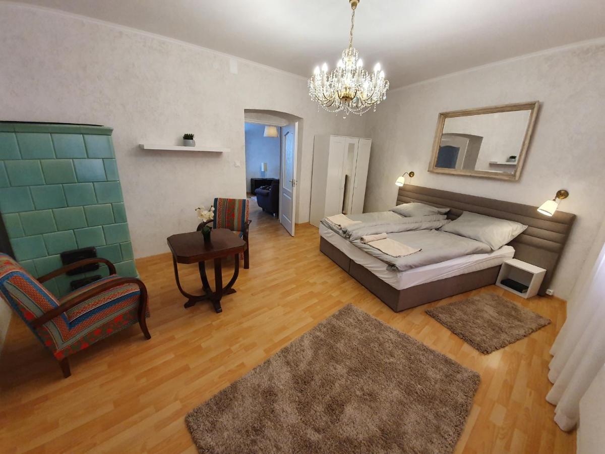 Corte Apartman Papa Exterior photo