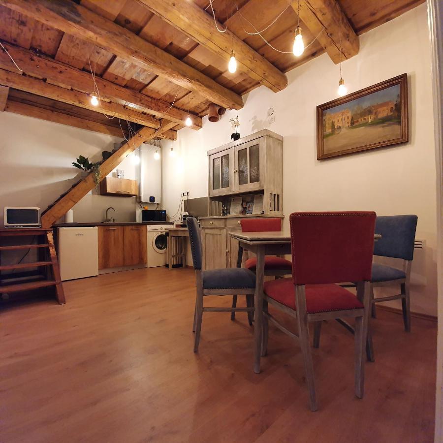 Corte Apartman Papa Exterior photo