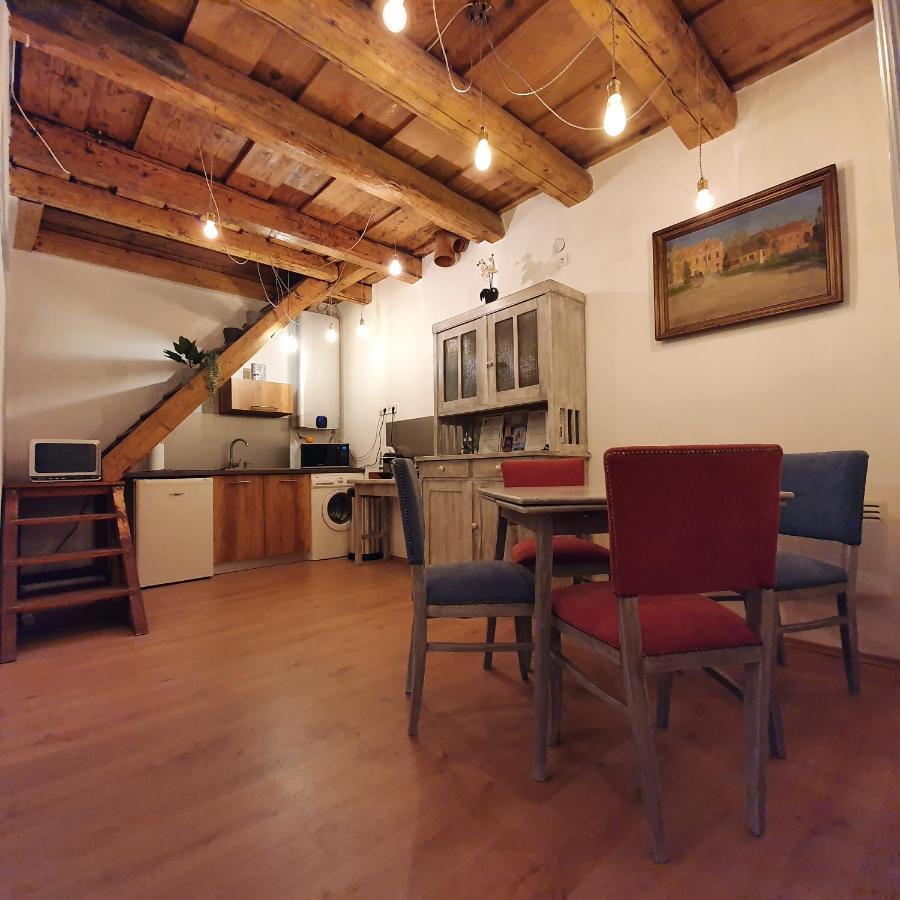 Corte Apartman Papa Exterior photo