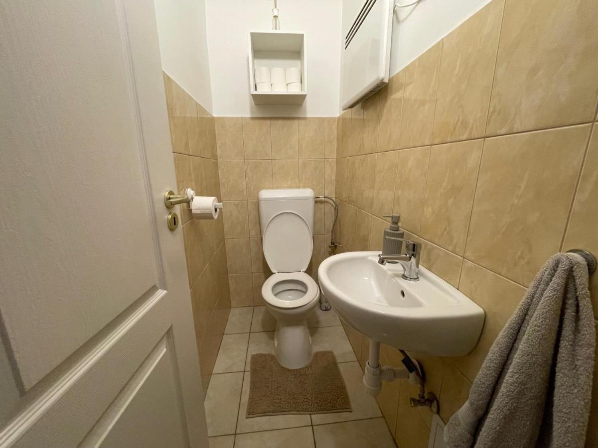 Corte Apartman Papa Exterior photo